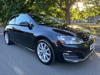 Volkswagen - Golf