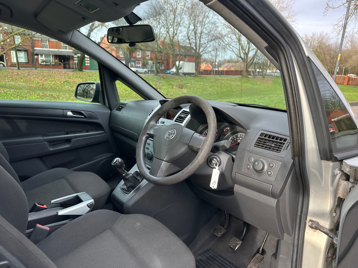 Used Vauxhall Zafira 2010 for sale - 77342756: Photo 12