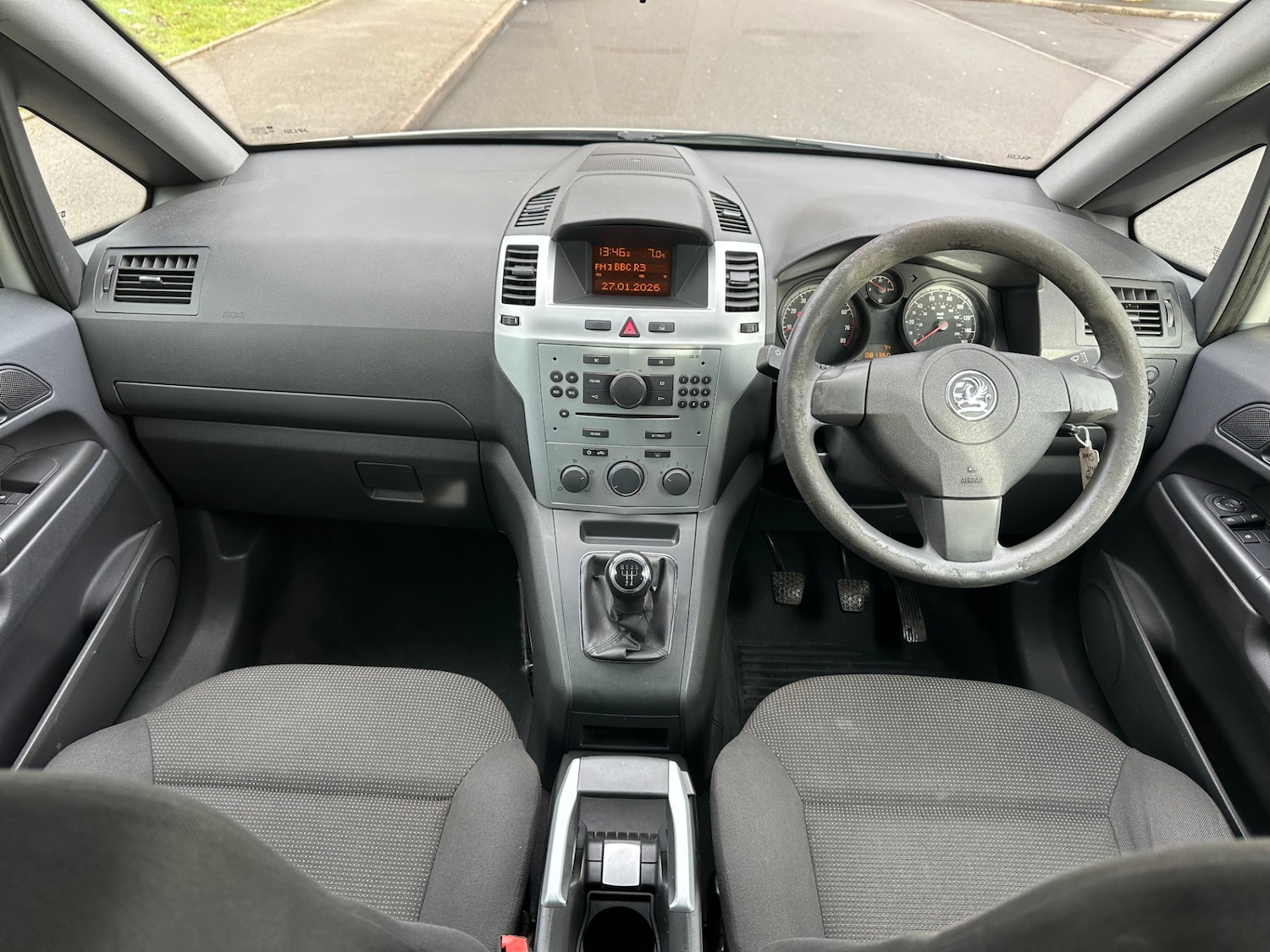 Used Vauxhall Zafira 2010 for sale - 77342756: Photo 15