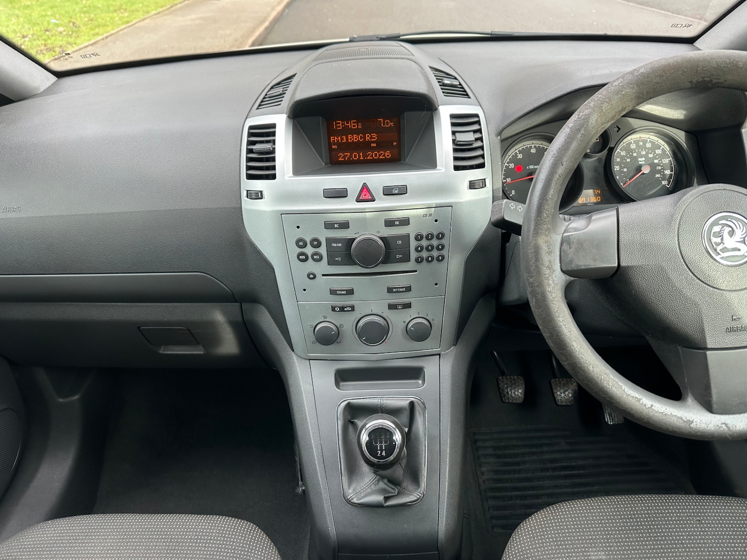 Used Vauxhall Zafira 2010 for sale - 77342756: Photo 16