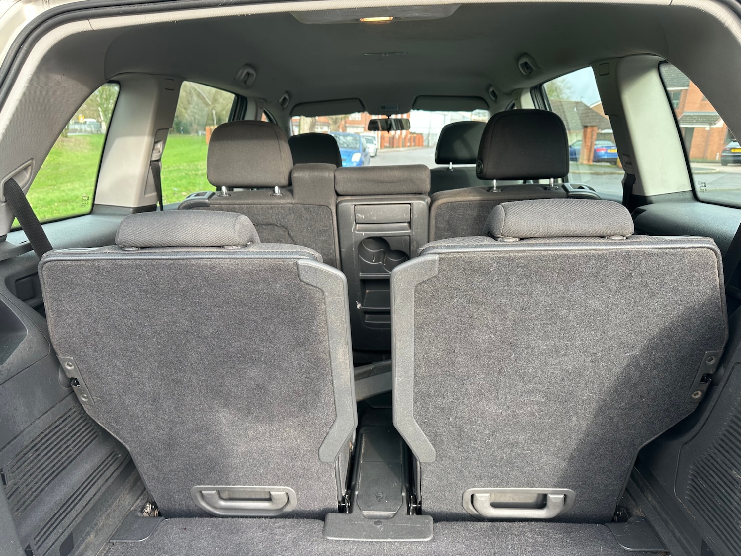 Used Vauxhall Zafira 2010 for sale - 77342756: Photo 28