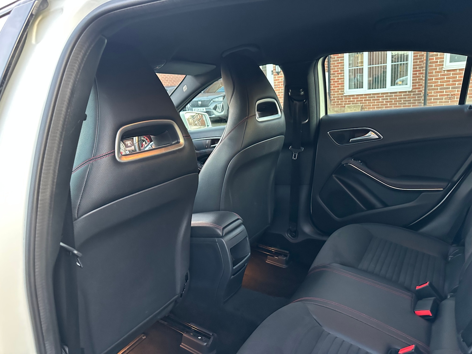 Used Mercedes-Benz A-Class 2015 for sale - 76948639: Photo 26