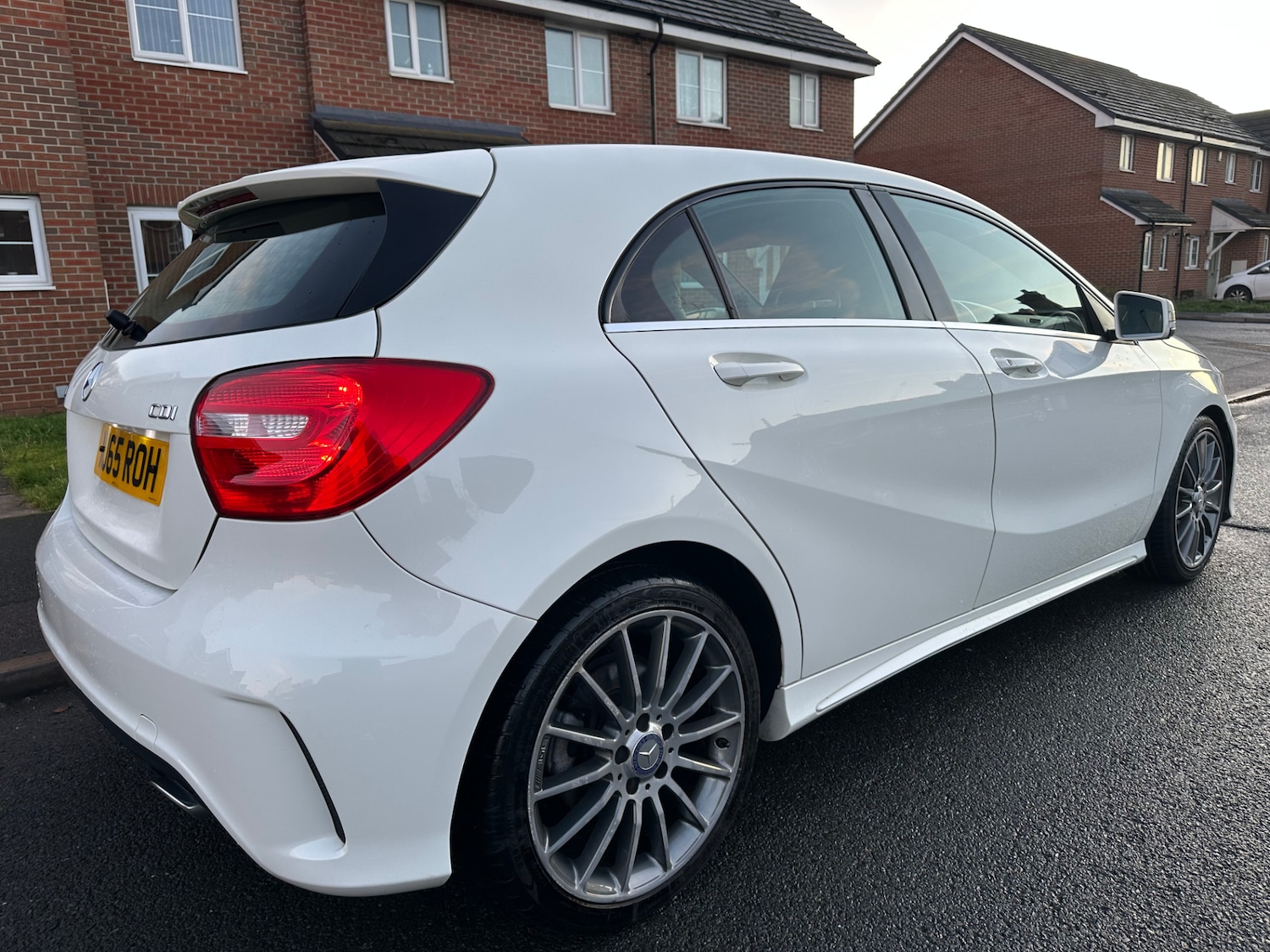 Used Mercedes-Benz A-Class 2015 for sale - 76948639: Photo 5