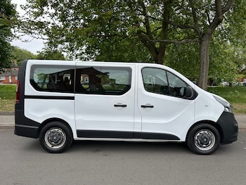 Used Vauxhall Vivaro 2016 for sale - 77095229: Photo