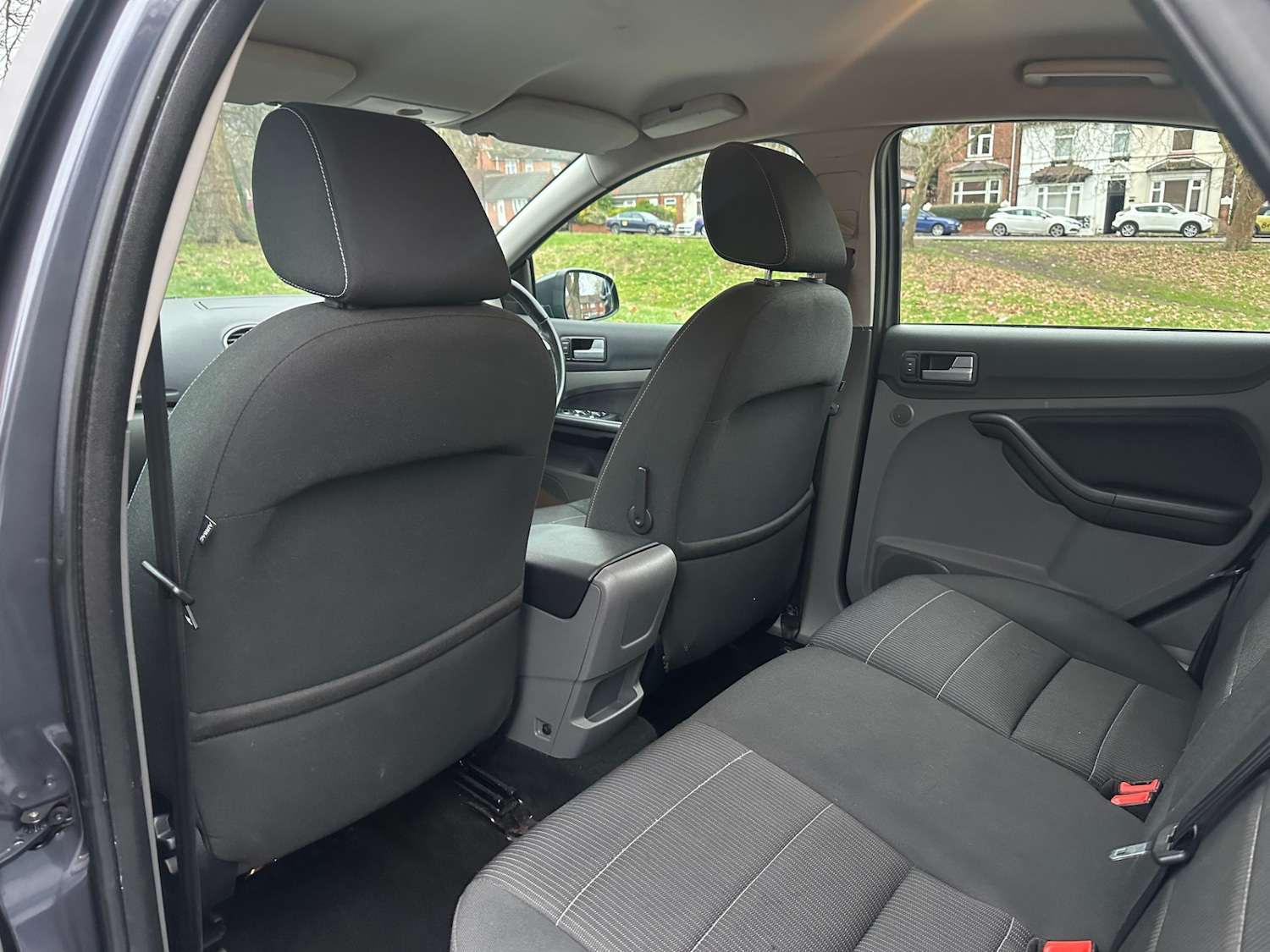 Used Ford Focus 2010 for sale - 77282763: Photo 23