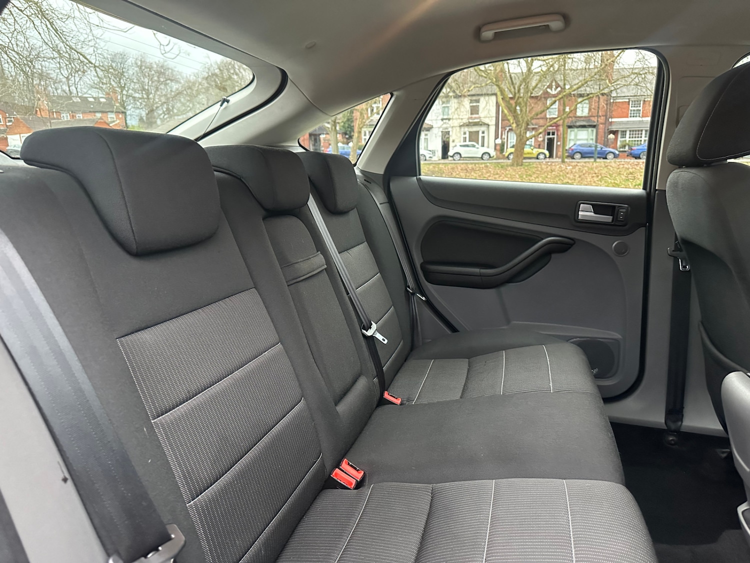 Used Ford Focus 2010 for sale - 77282763: Photo 26