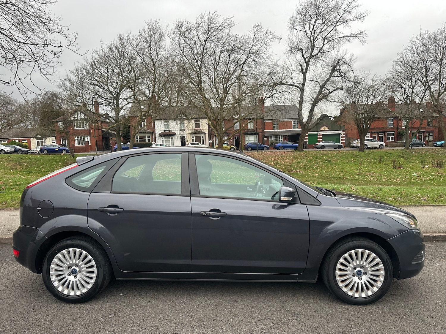 Used Ford Focus 2010 for sale - 77282763: Photo 3