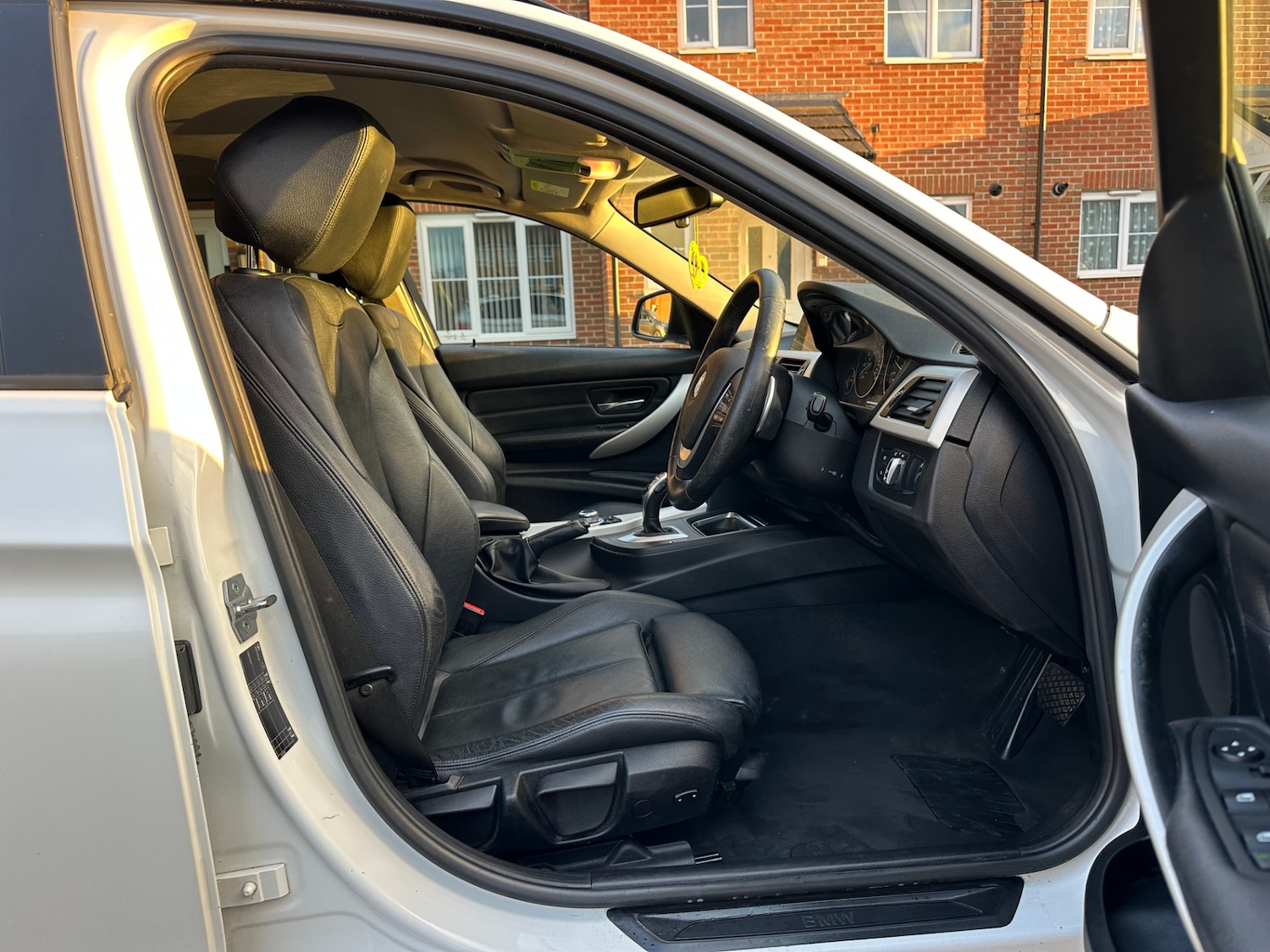 Used BMW 3 Series 2015 for sale - 76374516: Photo 10