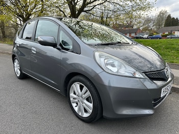 Used Honda Jazz 2013 for sale - 79341488: Photo