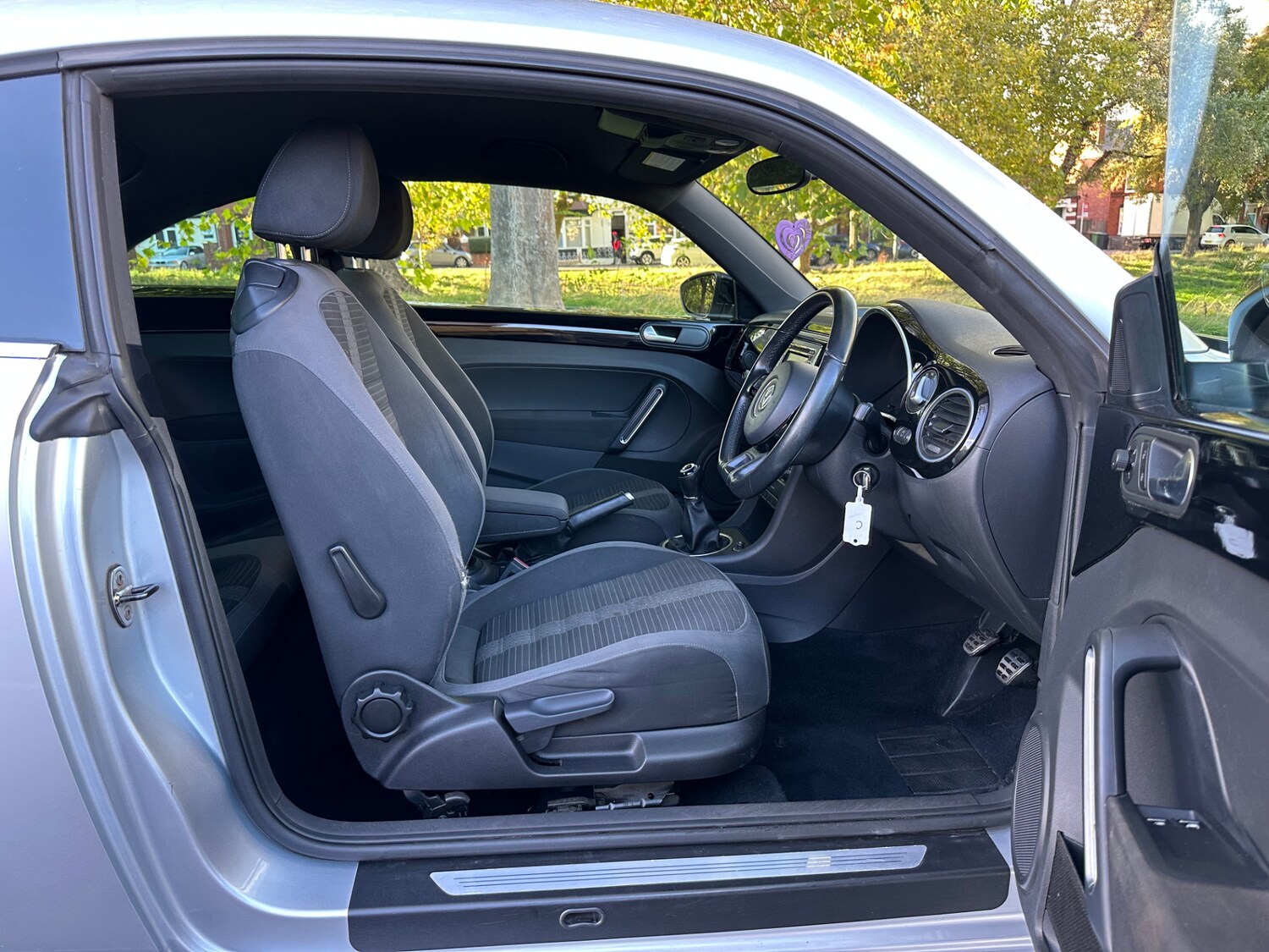 Used Volkswagen Beetle 2013 for sale - 77934219: Photo 10