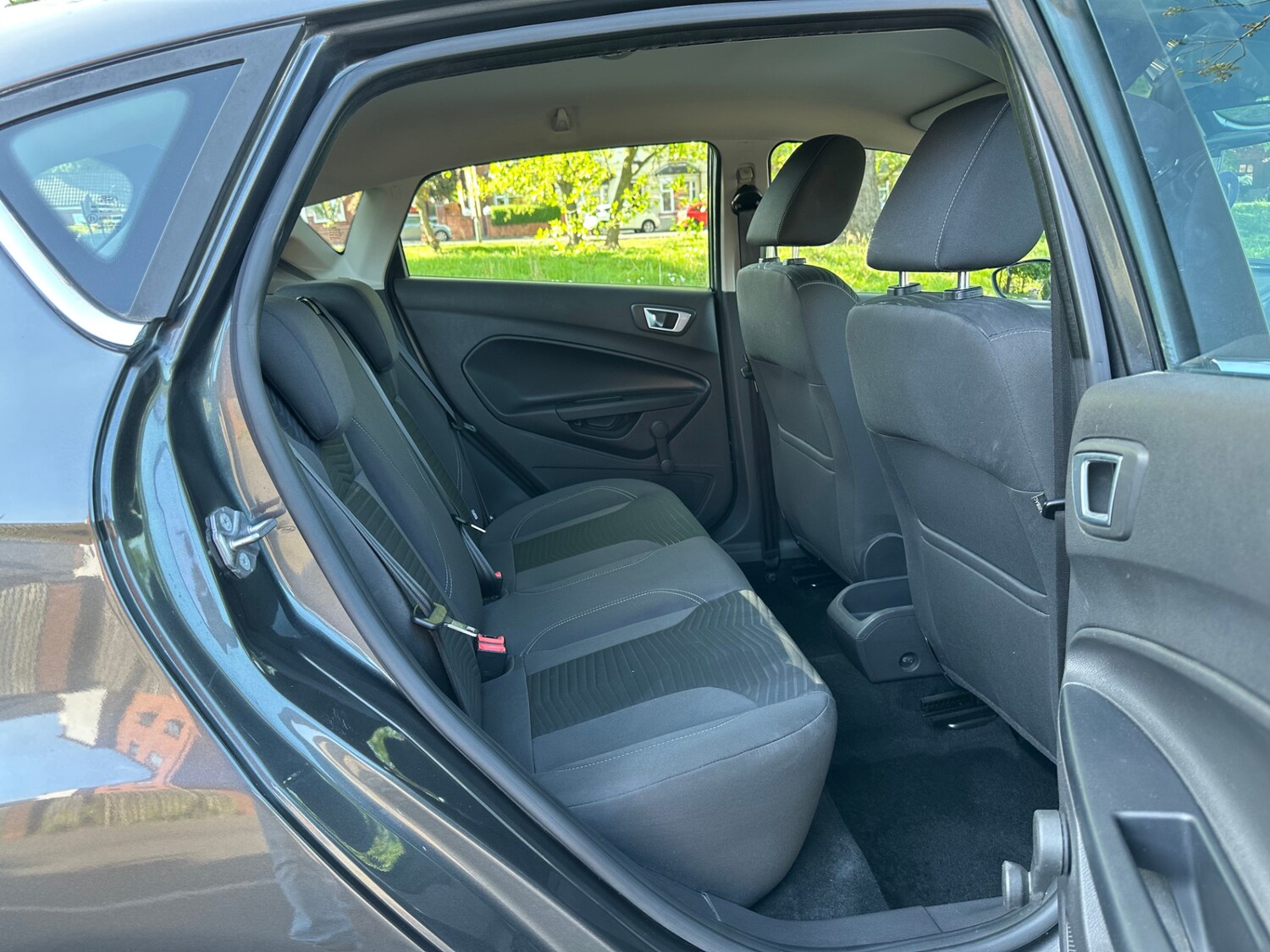 Used Ford Fiesta 2015 for sale - 76808385: Photo 24