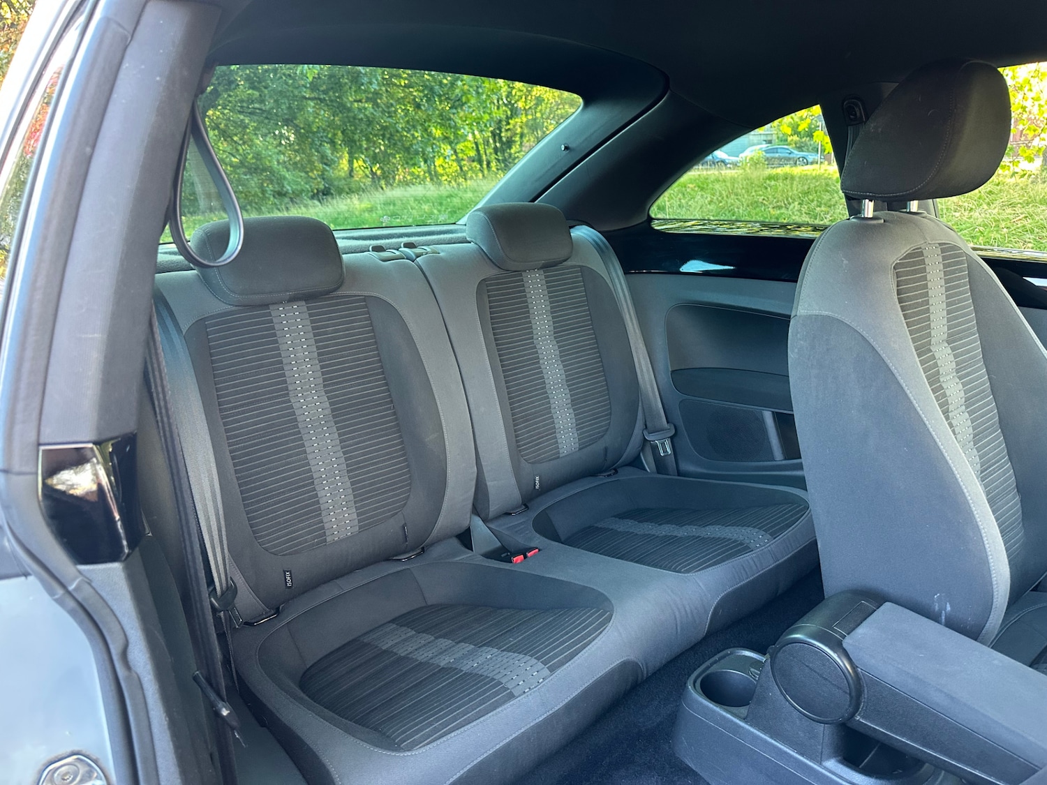 Used Volkswagen Beetle 2013 for sale - 76863687: Photo 24