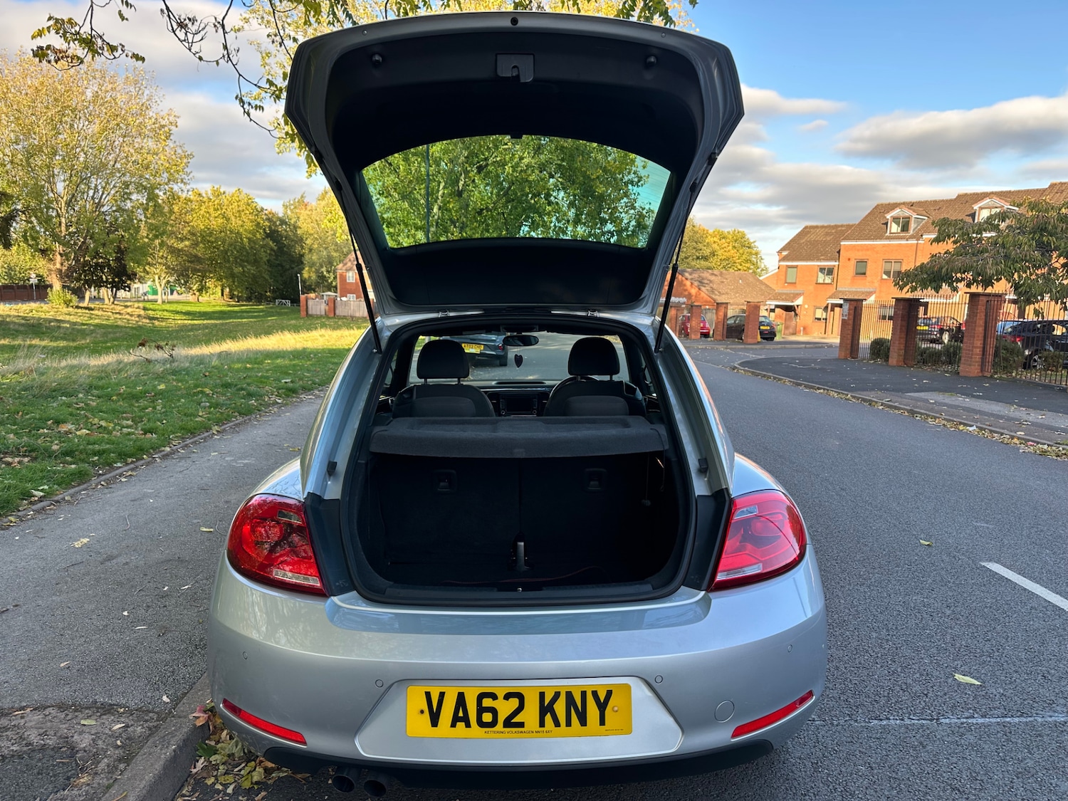 Used Volkswagen Beetle 2013 for sale - 76863687: Photo 28