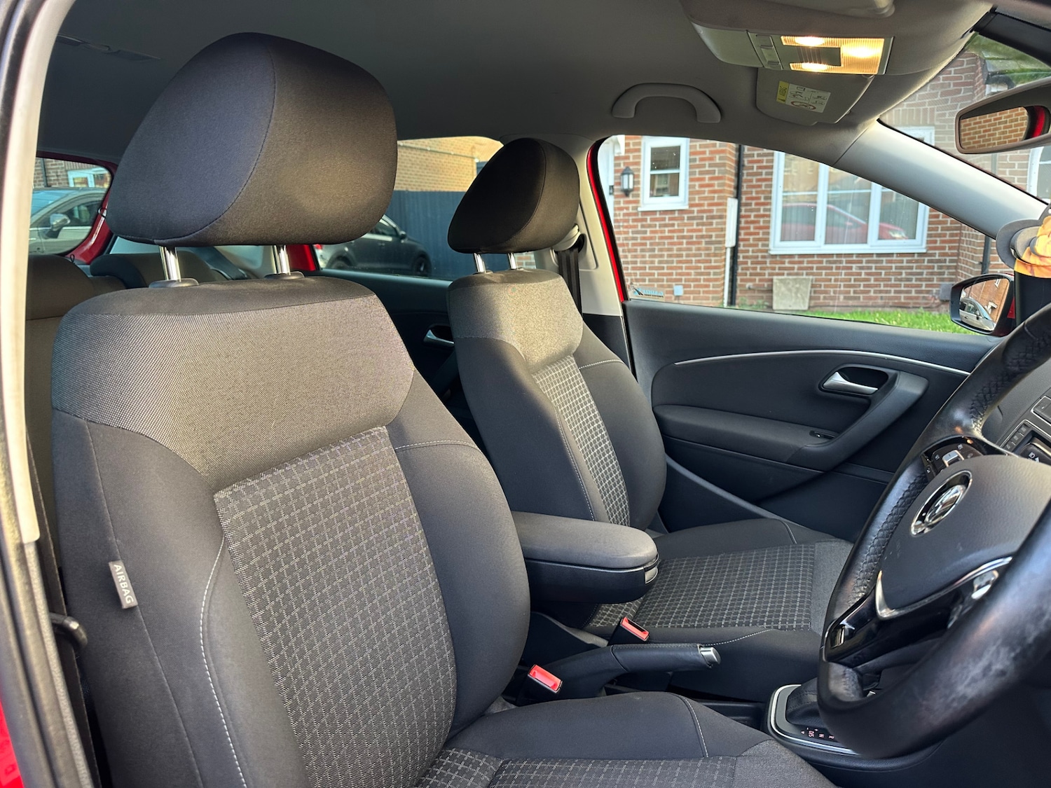 Used Volkswagen Polo 2015 for sale - 76924126: Photo 12