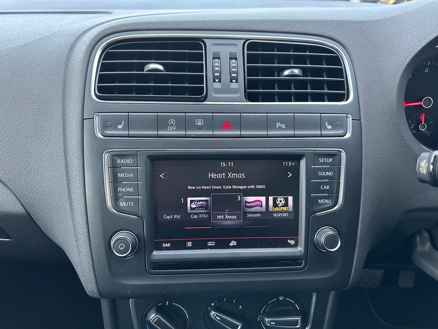 Used Volkswagen Polo 2015 for sale - 76924126: Photo 19