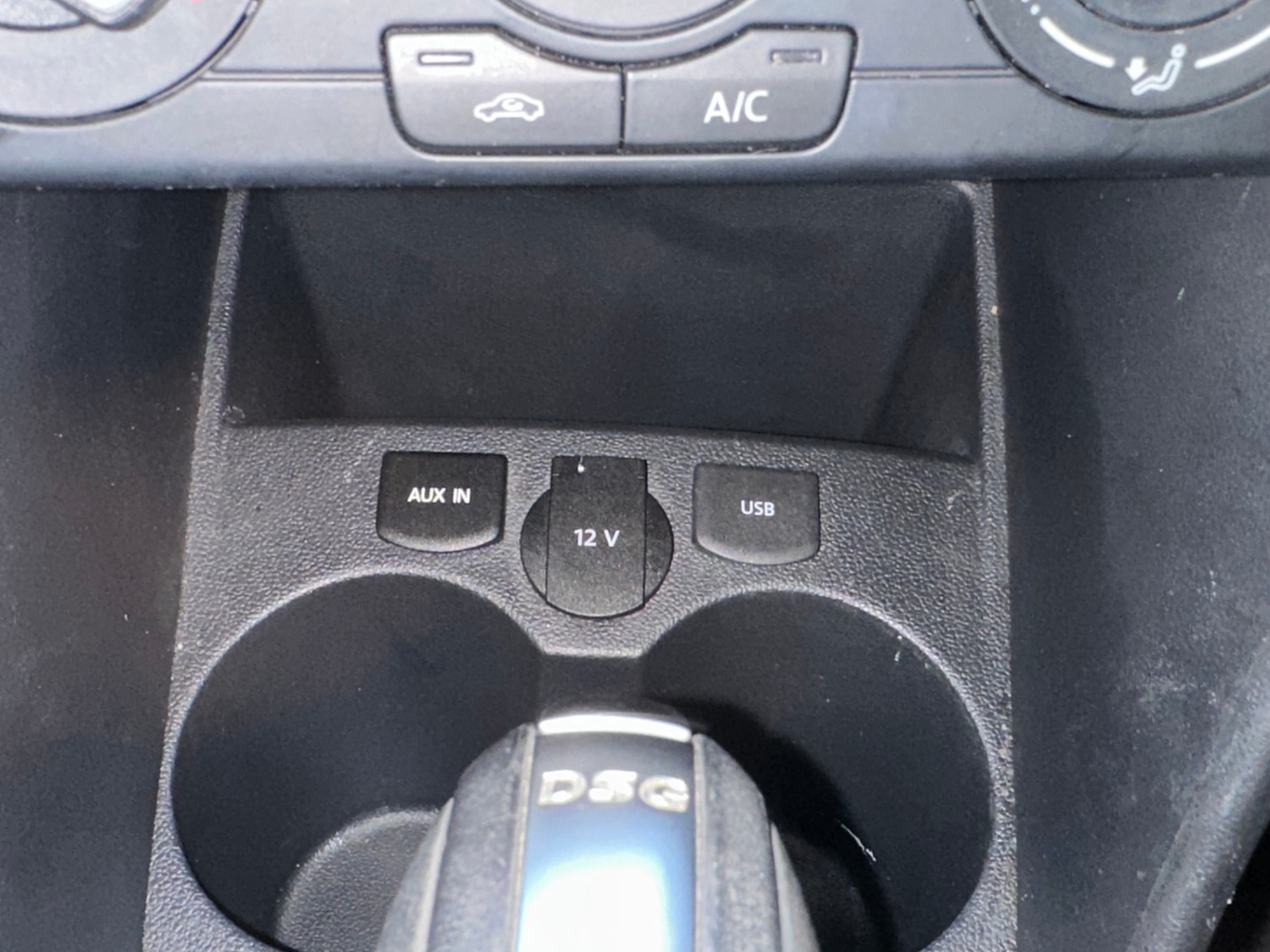 Used Volkswagen Polo 2015 for sale - 76924126: Photo 21