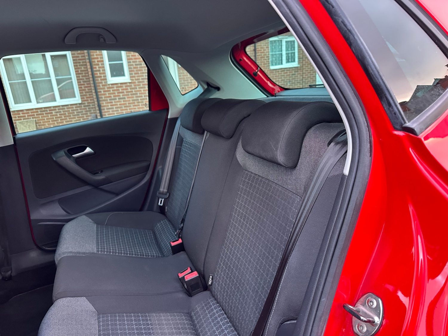 Used Volkswagen Polo 2015 for sale - 76924126: Photo 25