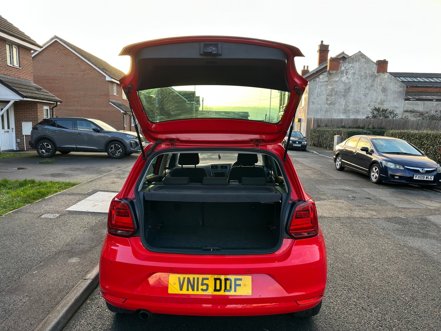 Used Volkswagen Polo 2015 for sale - 76924126: Photo 32