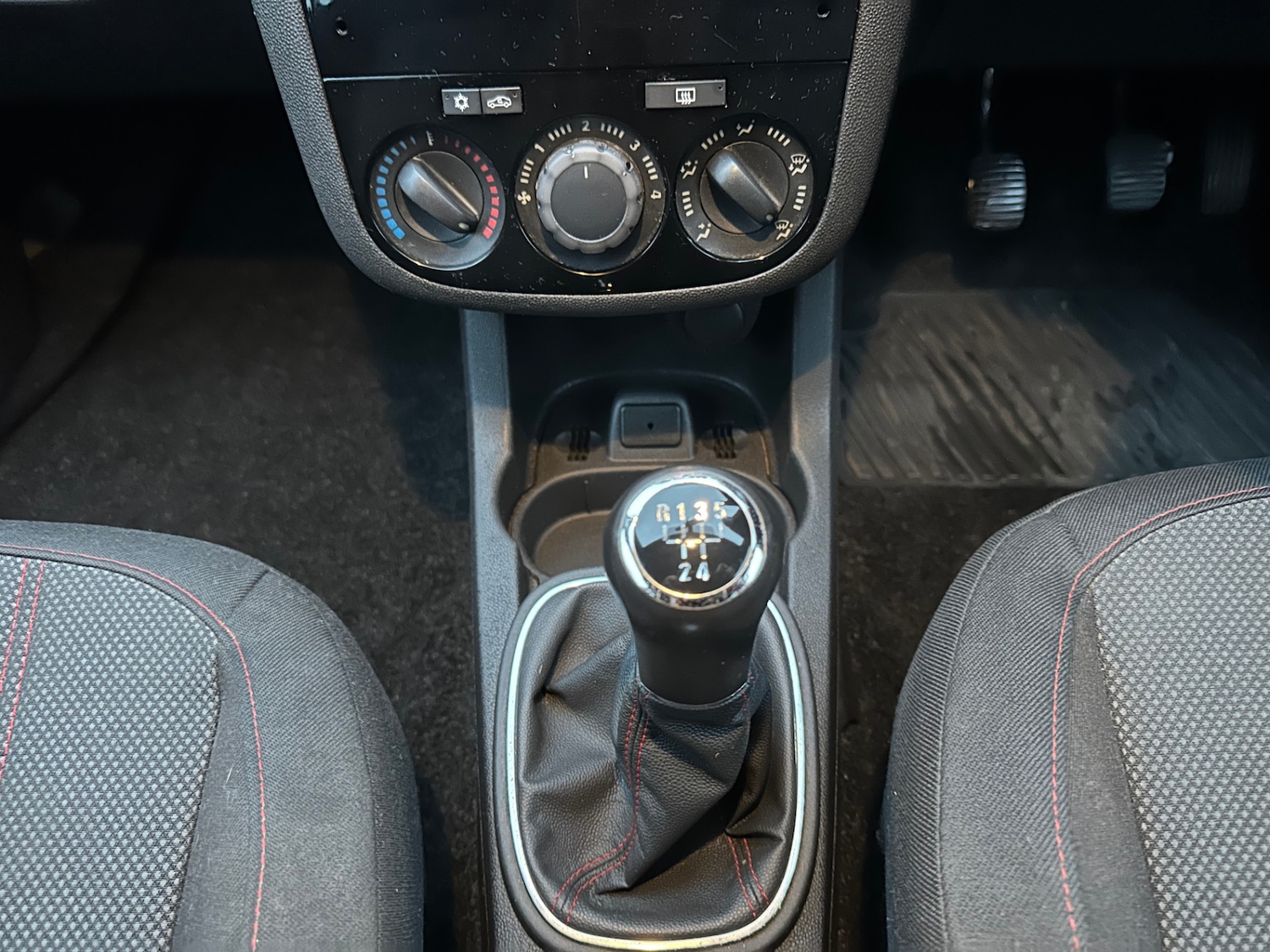 Used Vauxhall Corsa 2013 for sale - 77048127: Photo 19