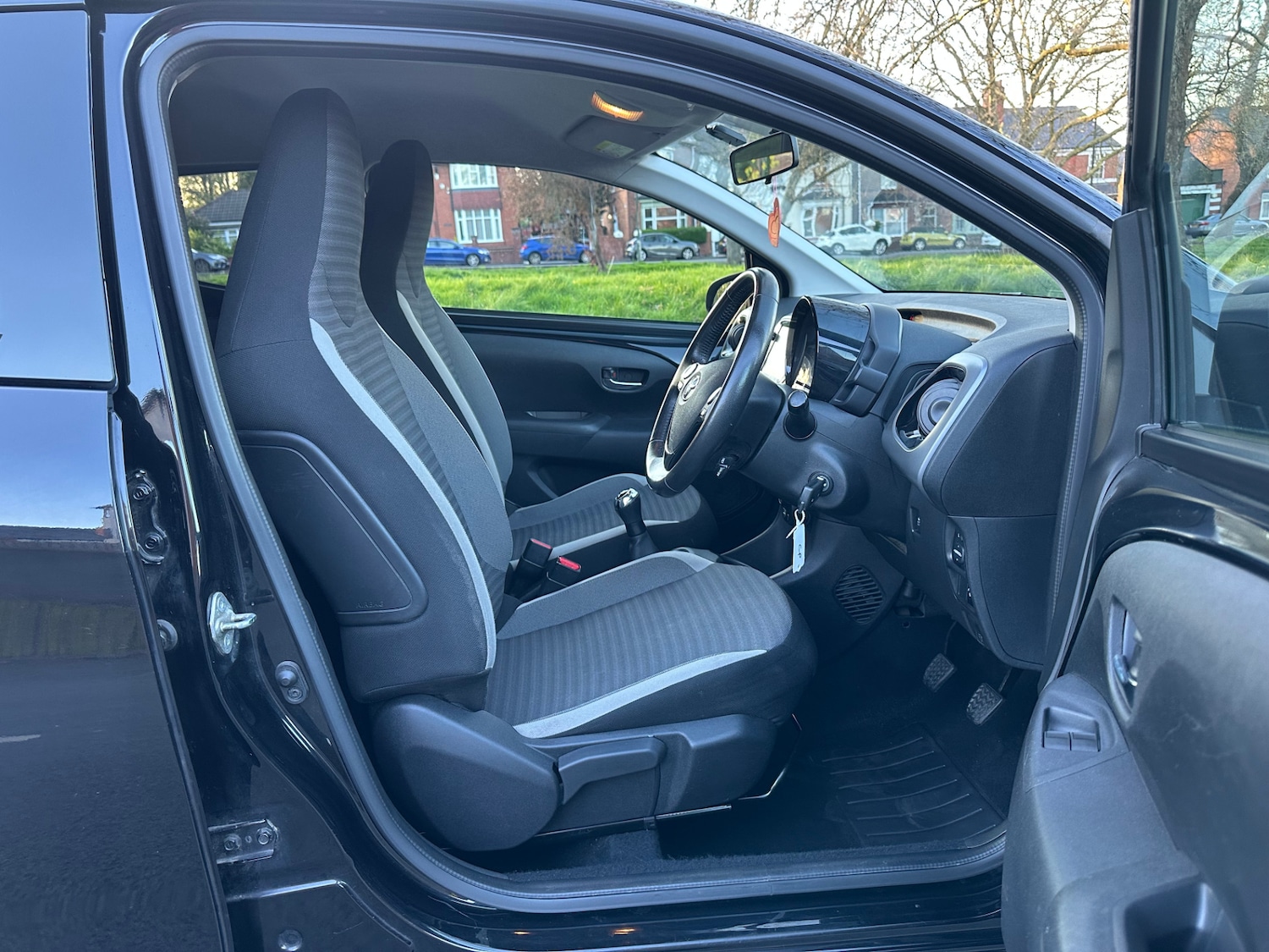 Used Toyota AYGO 2019 for sale - 78170015: Photo 10