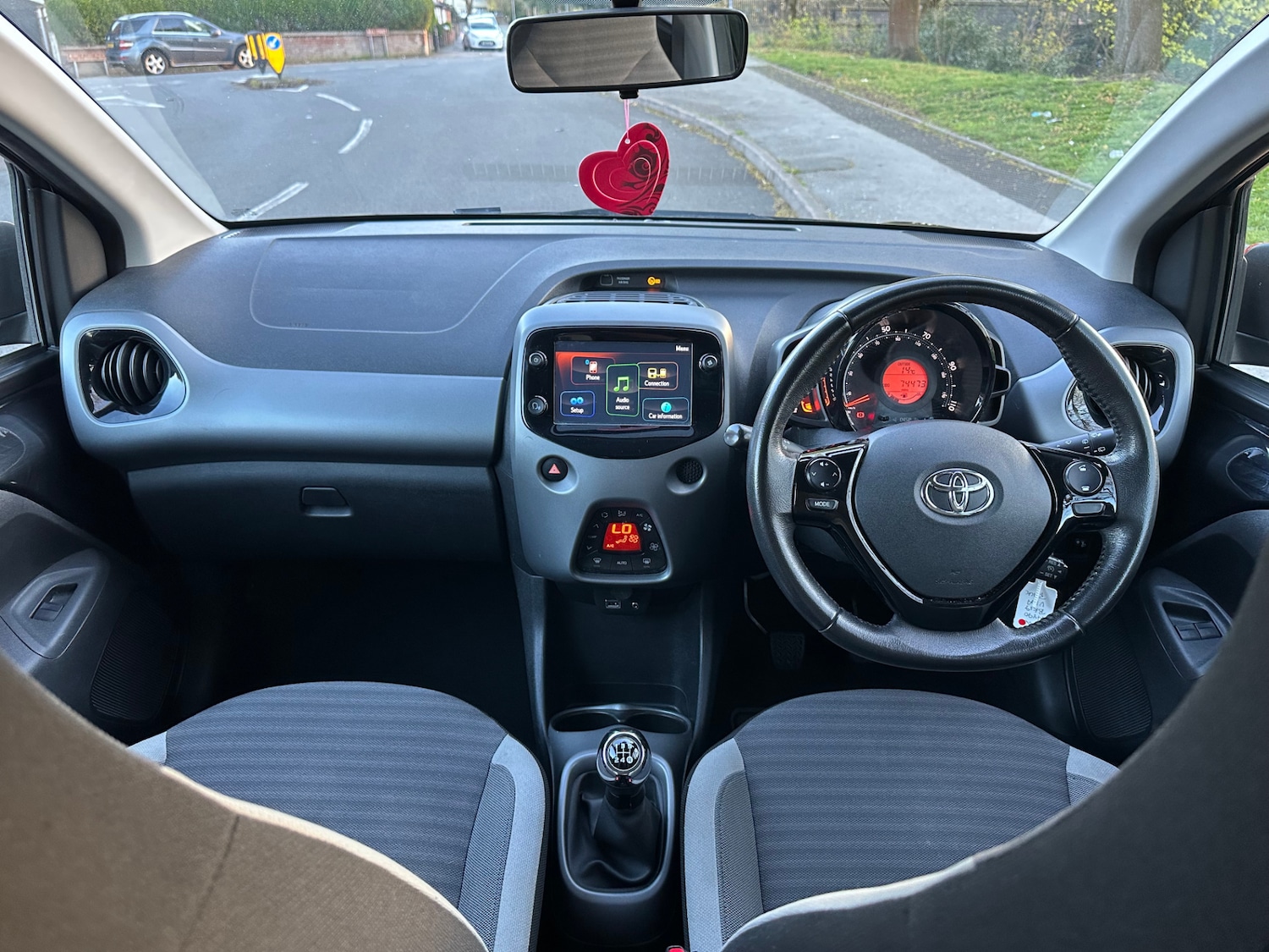 Used Toyota AYGO 2019 for sale - 78170015: Photo 14