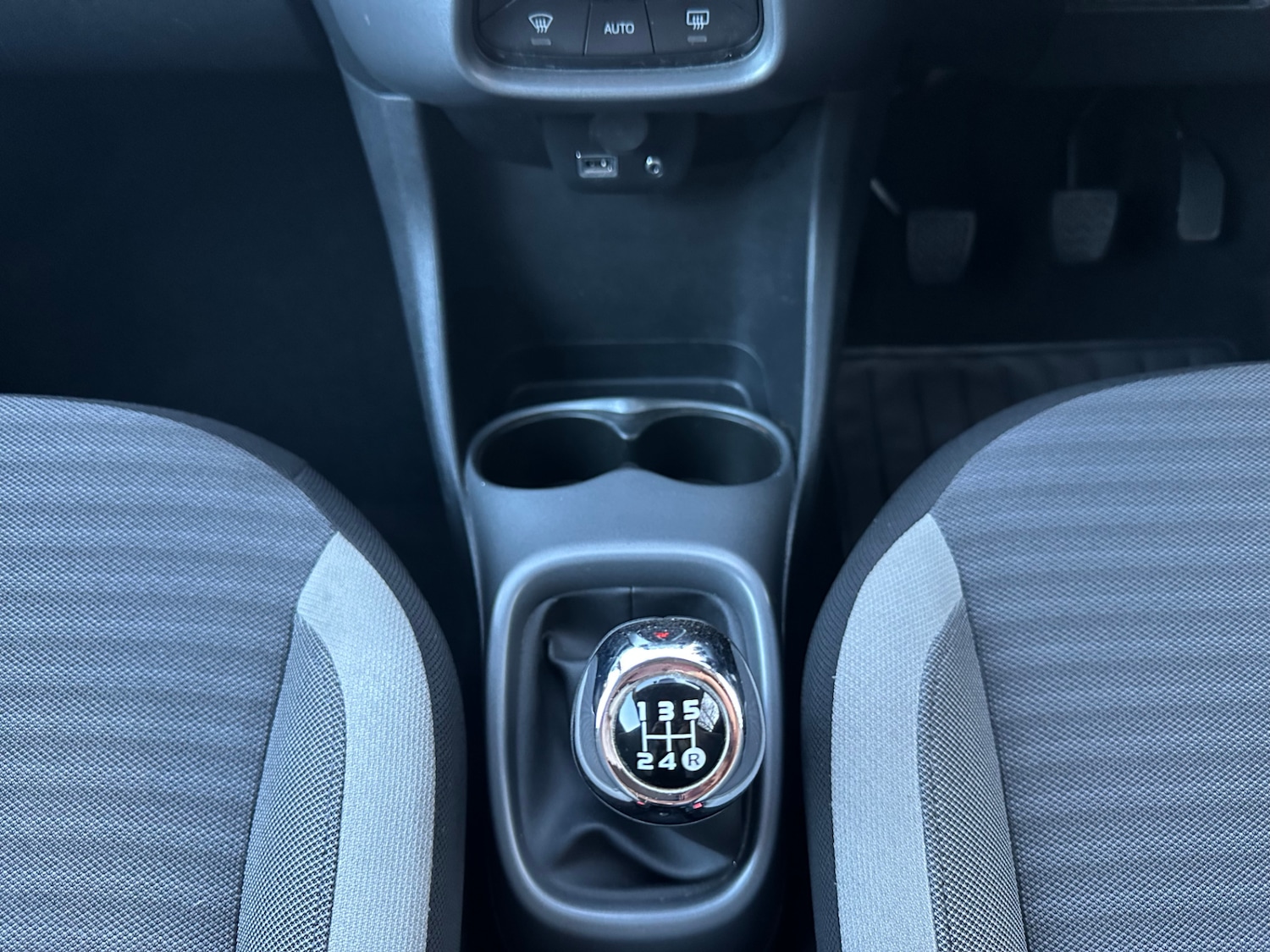 Used Toyota AYGO 2019 for sale - 78170015: Photo 19