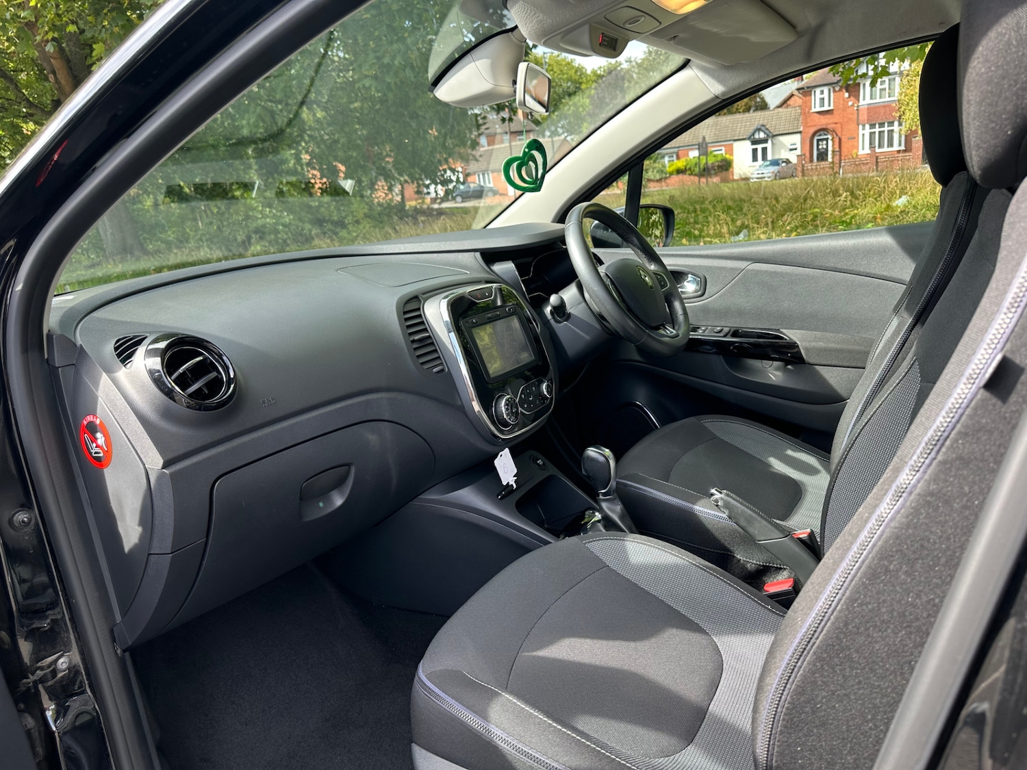 Used Renault Captur 2016 for sale - 76796636: Photo 13