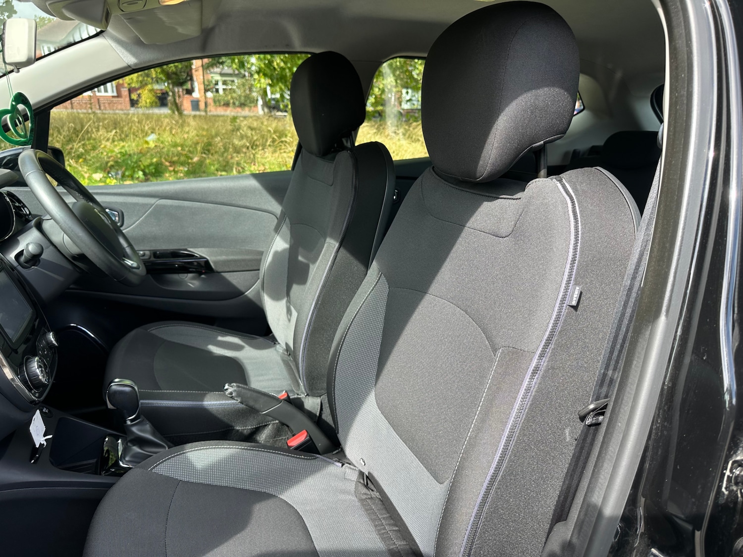 Used Renault Captur 2016 for sale - 76796636: Photo 15