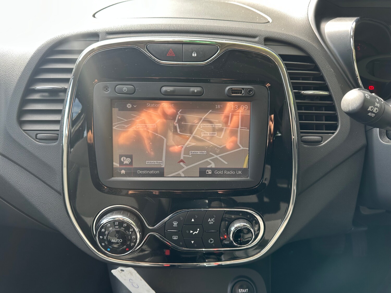 Used Renault Captur 2016 for sale - 76796636: Photo 17