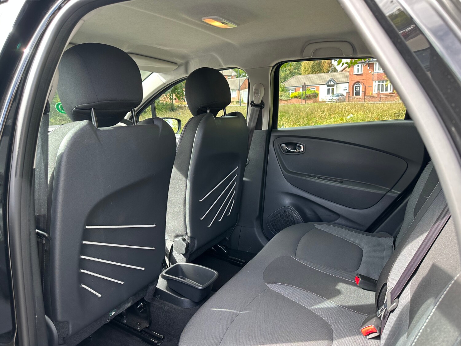 Used Renault Captur 2016 for sale - 76796636: Photo 25