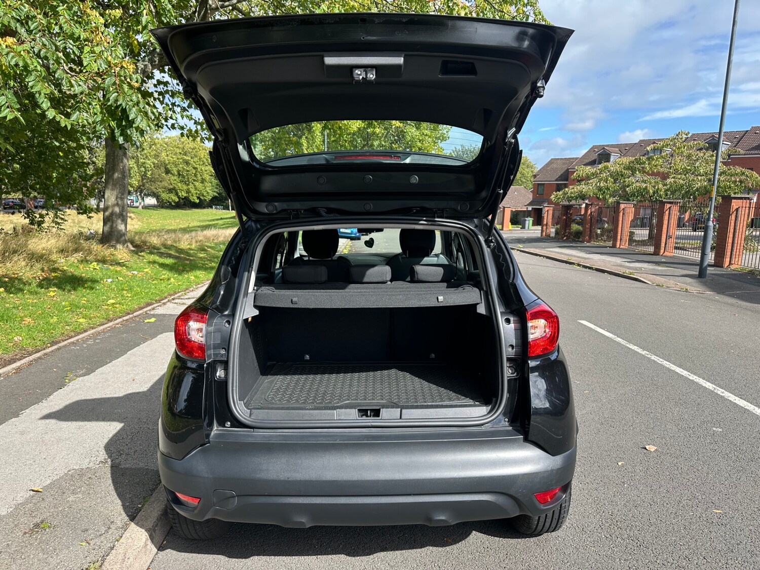 Used Renault Captur 2016 for sale - 76796636: Photo 28