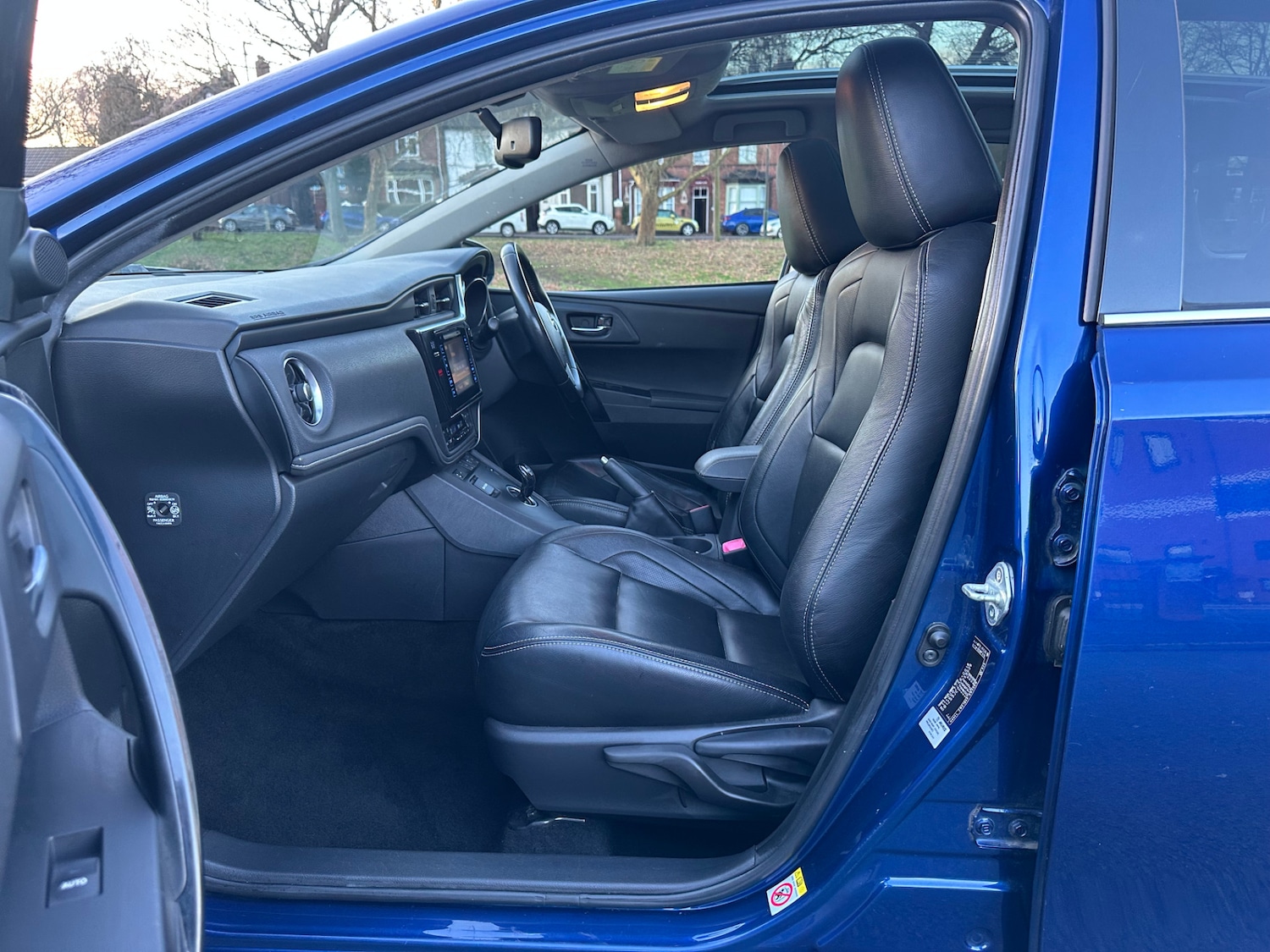 Used Toyota Auris 2016 for sale - 77357226: Photo 11