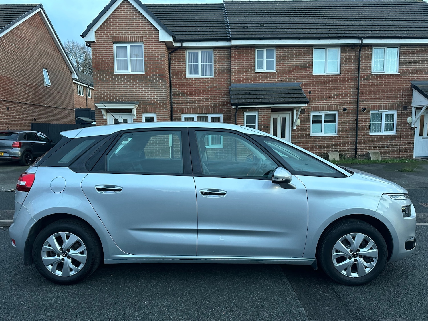 Used Citroen C4 Picasso 2016 for sale - 76924265: Photo 3