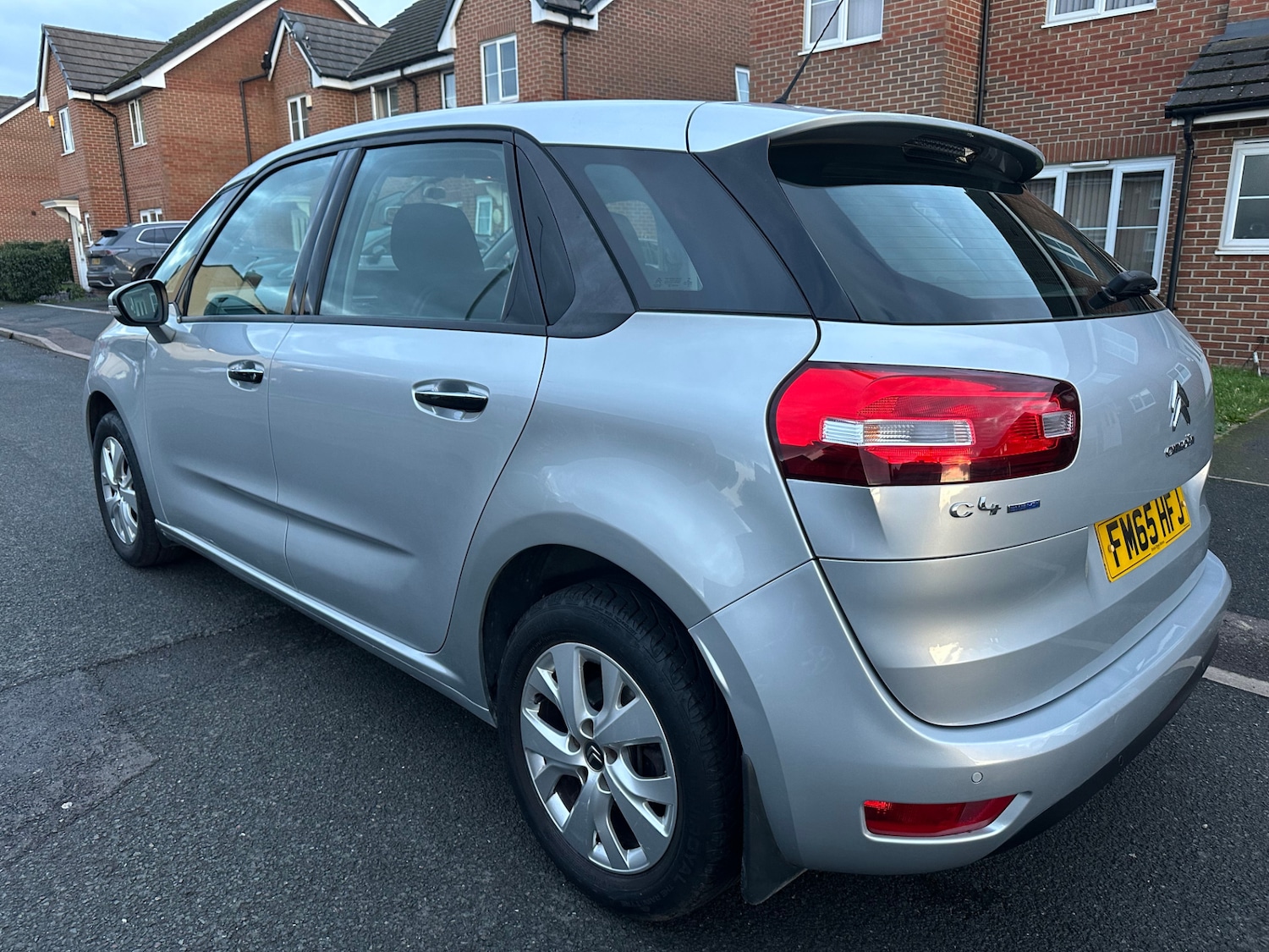 Used Citroen C4 Picasso 2016 for sale - 76924265: Photo 6