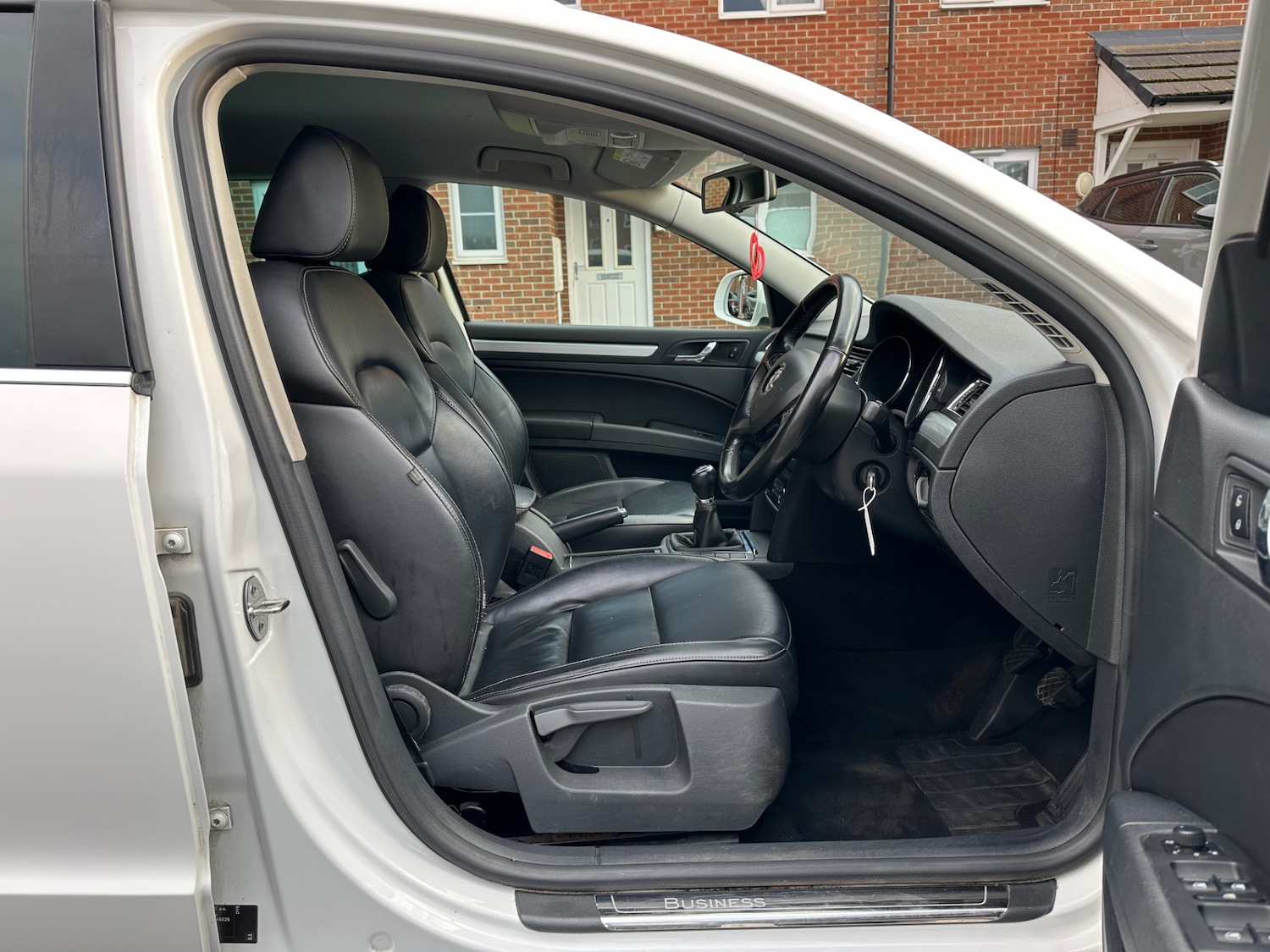 Used Skoda Superb 2015 for sale - 77164865: Photo 10