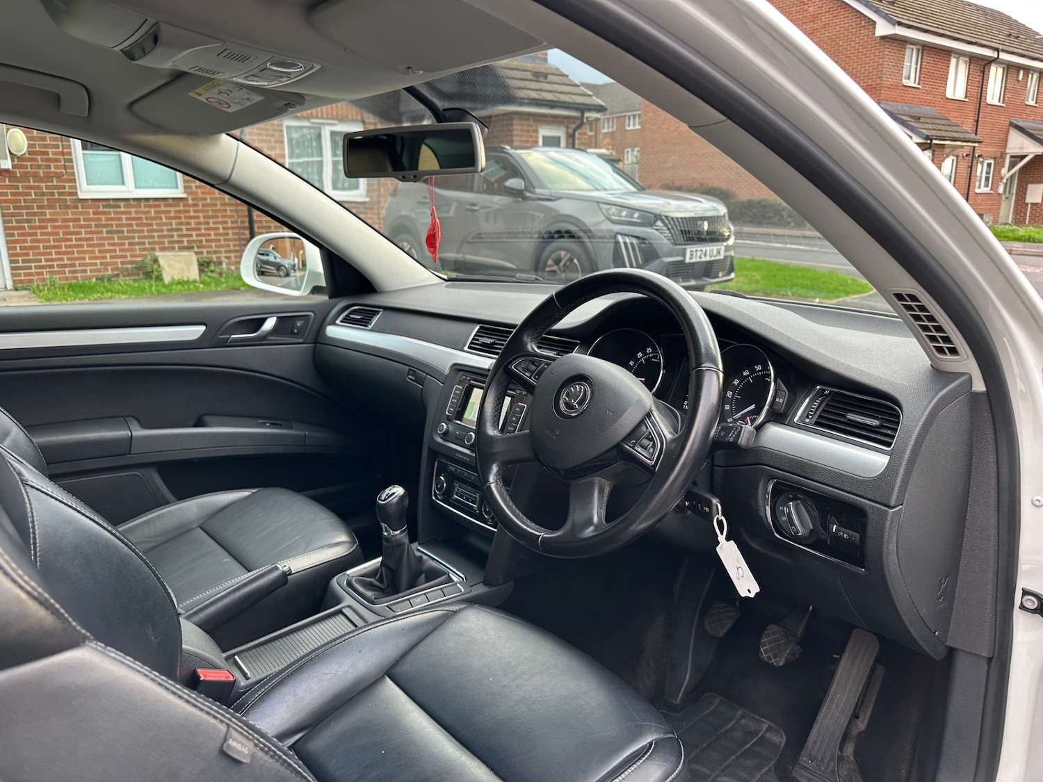 Used Skoda Superb 2015 for sale - 77164865: Photo 14