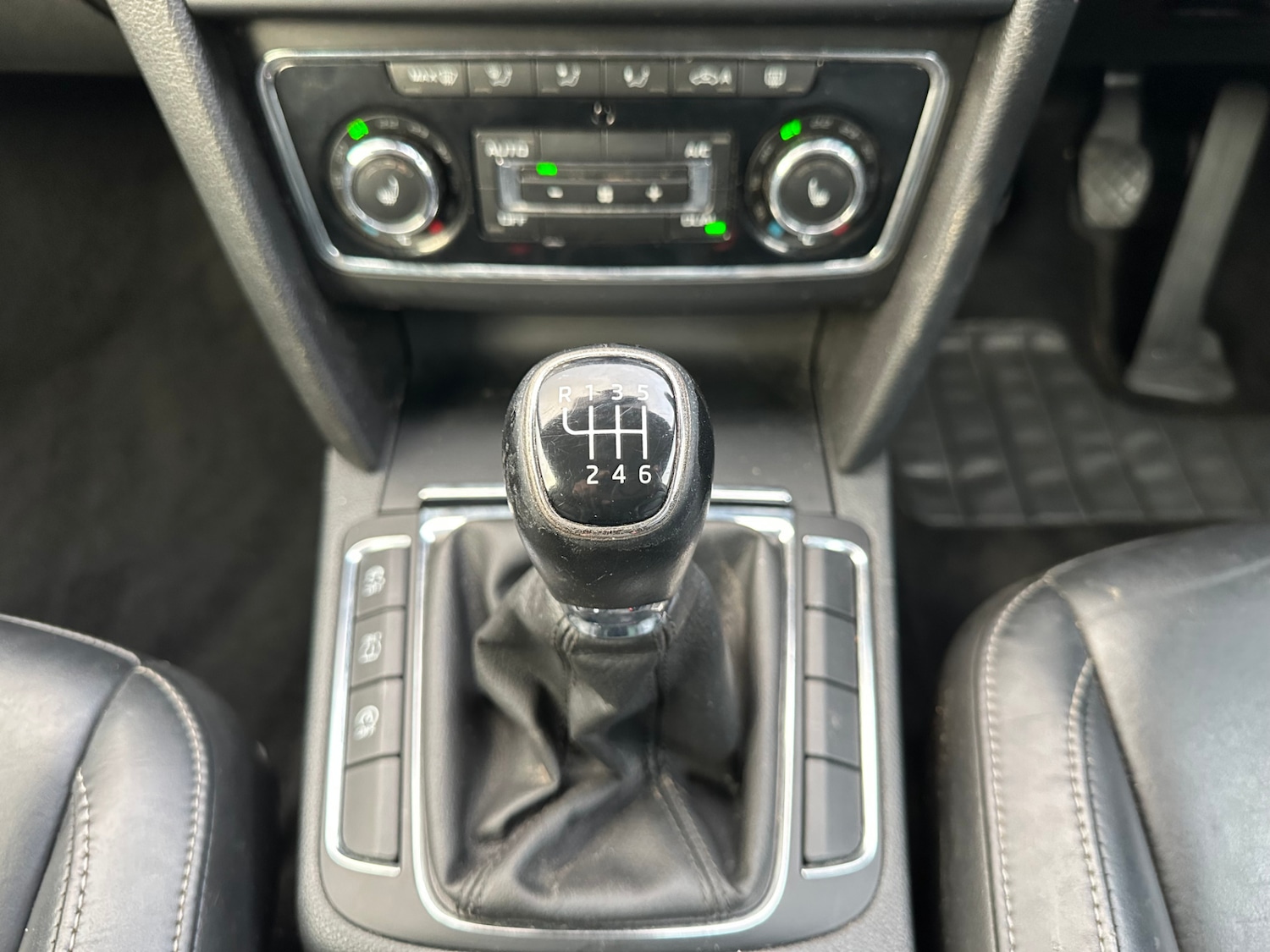 Used Skoda Superb 2015 for sale - 77164865: Photo 20