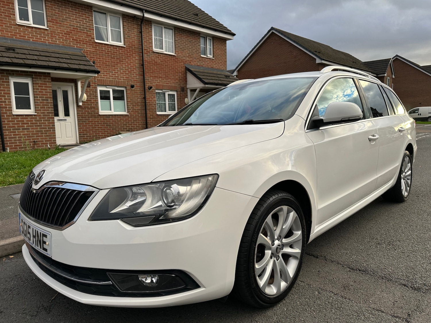 Used Skoda Superb 2015 for sale - 77164865: Photo 8