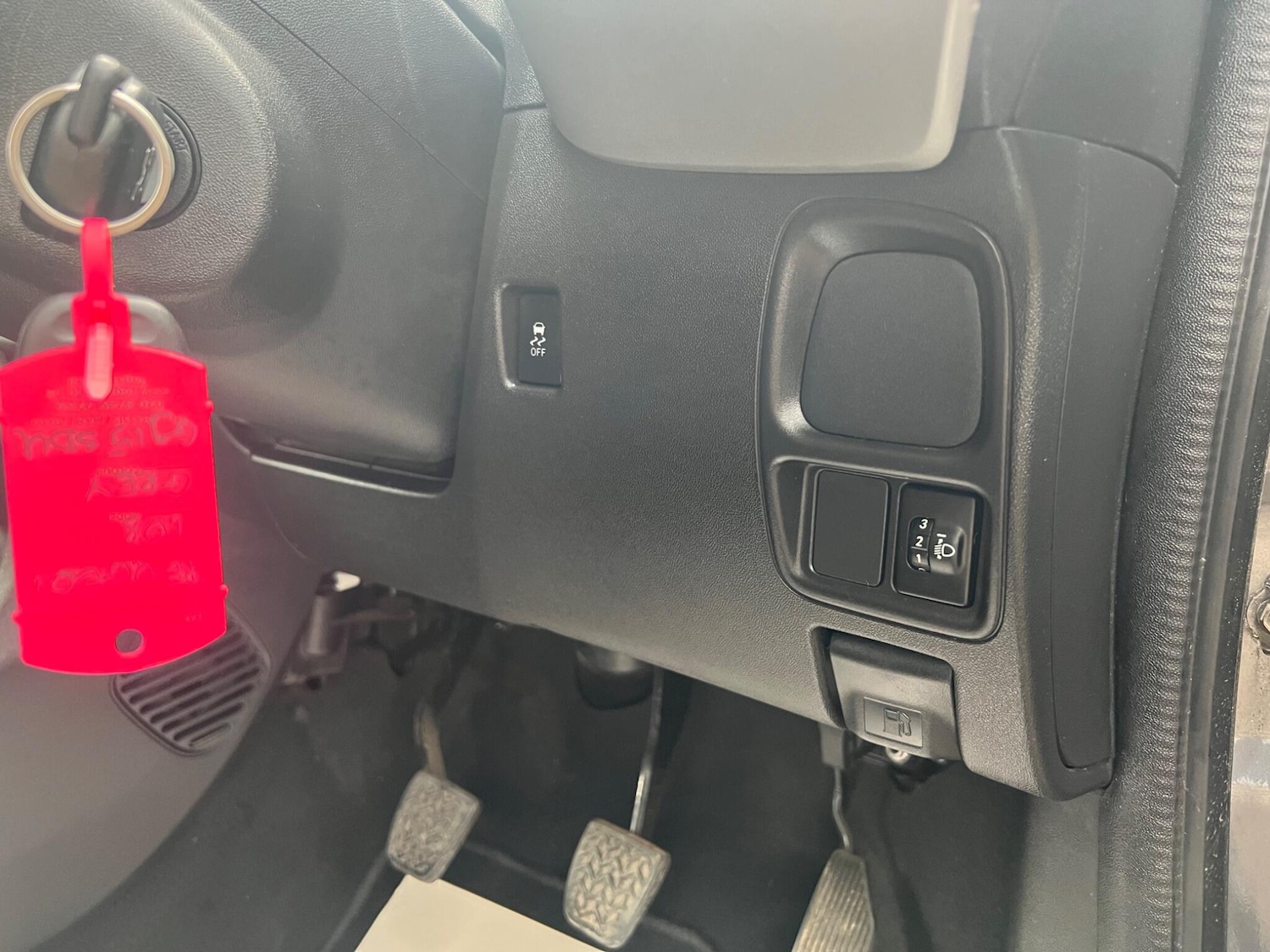 Vehicle 28