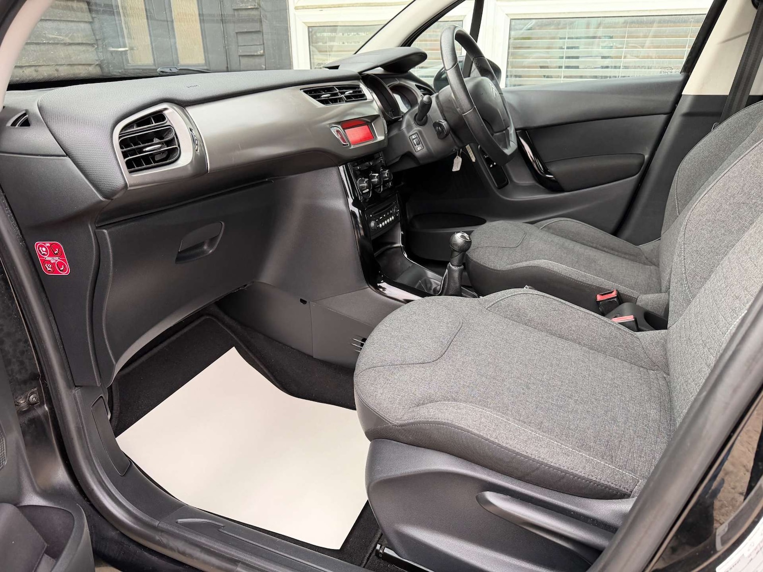 Used Citroen C3 2016 for sale - 76479010: Photo 34