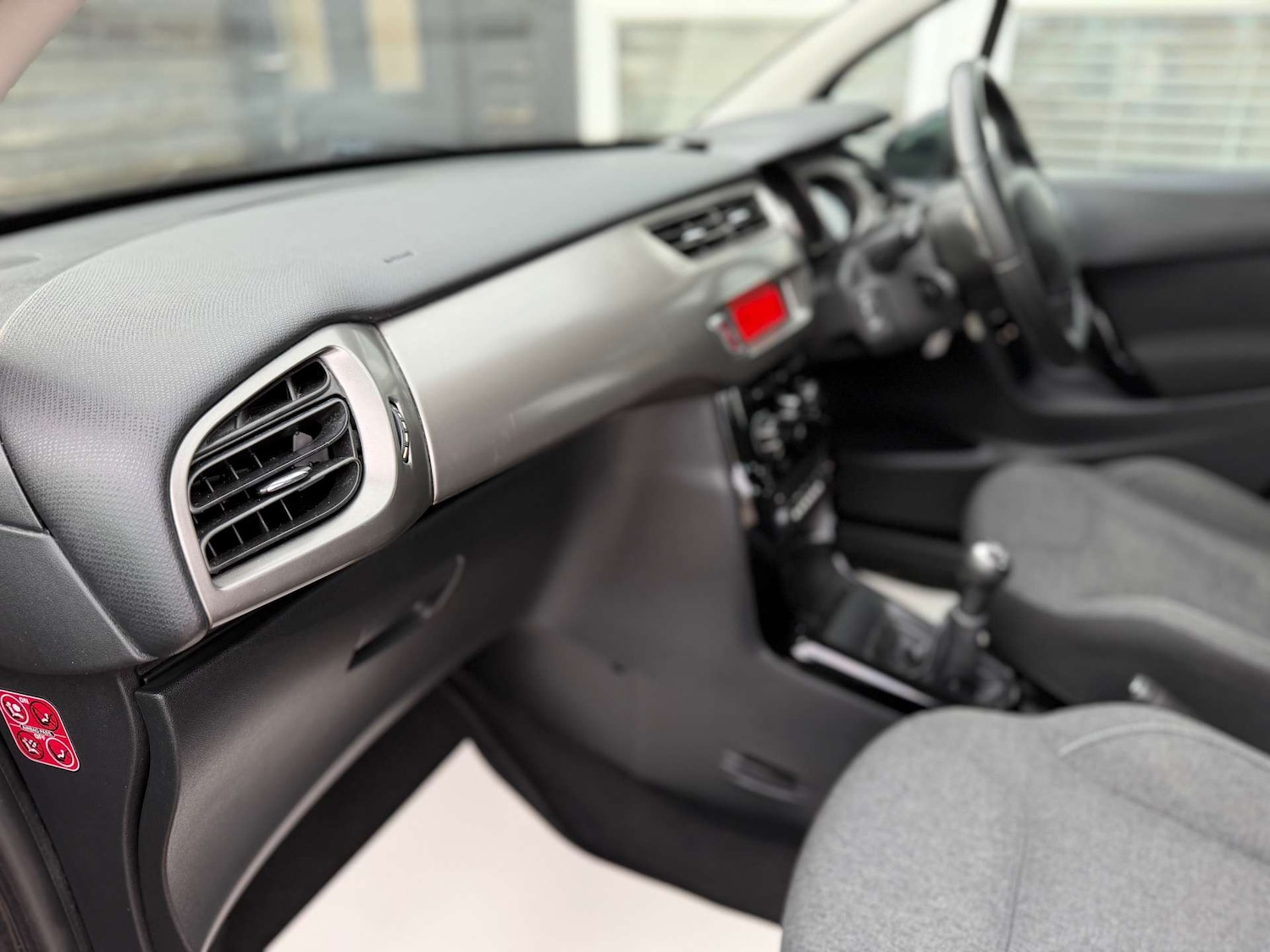 Used Citroen C3 2016 for sale - 76479010: Photo 35