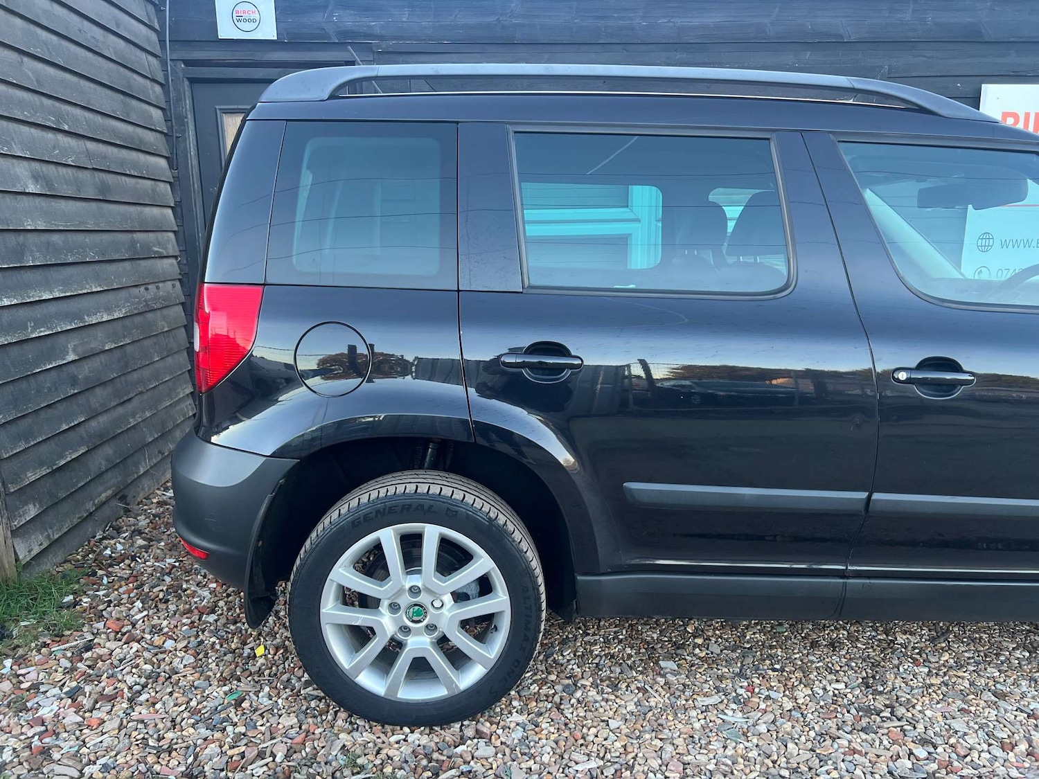 Used Skoda Yeti 2013 for sale - 76693611: Photo 17