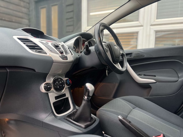Used Ford Fiesta 2011 for sale - 76255874: Photo 46