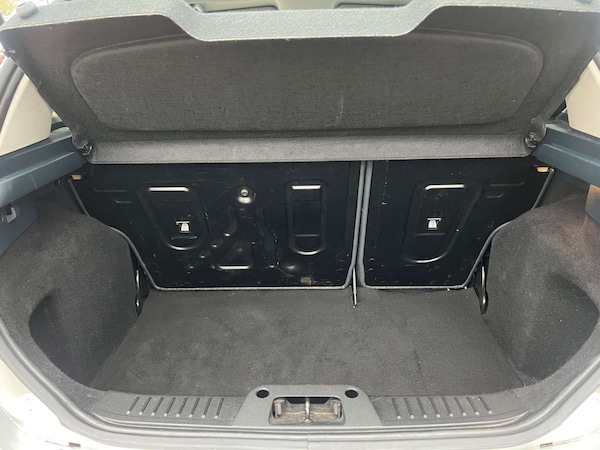 Used Ford Fiesta 2011 for sale - 76255874: Photo 56