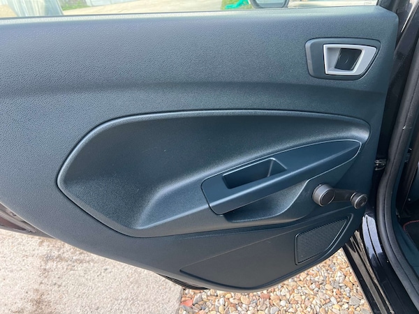 Used Ford Fiesta 2012 for sale - 76278277: Photo 44