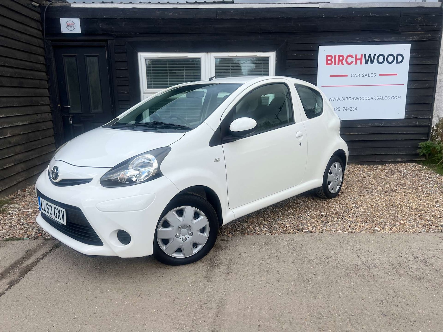 Used Toyota AYGO 2014 for sale - 76601362: Photo 1