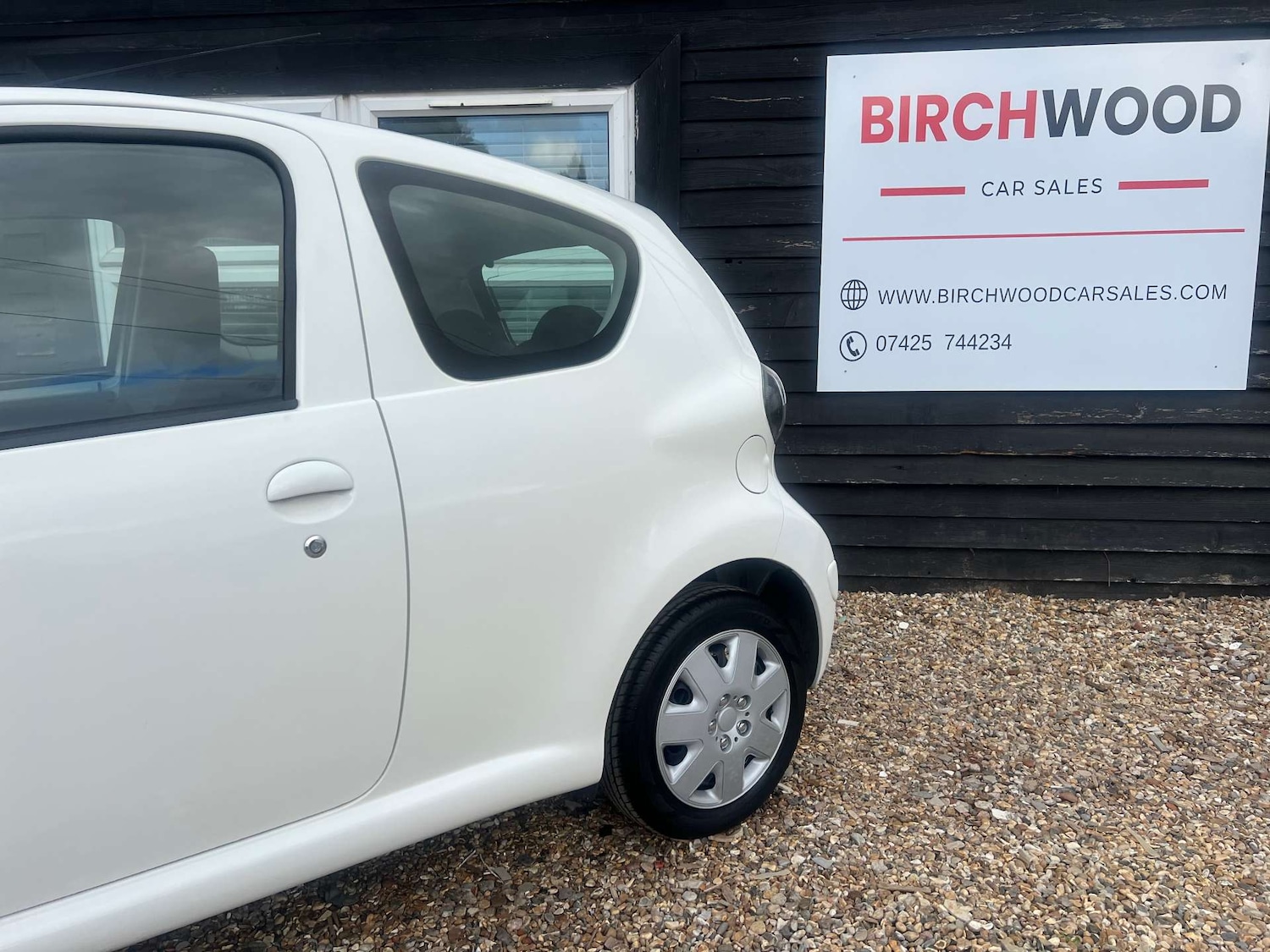 Used Toyota AYGO 2014 for sale - 76601362: Photo 11