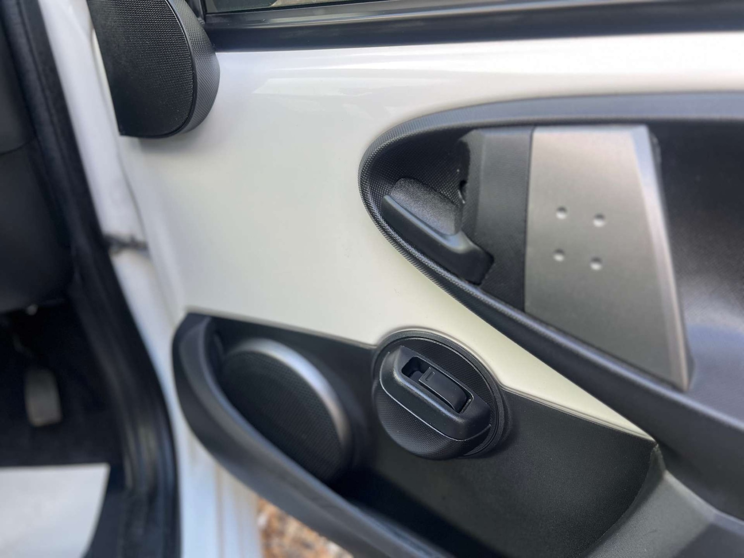 Used Toyota AYGO 2014 for sale - 76601362: Photo 19