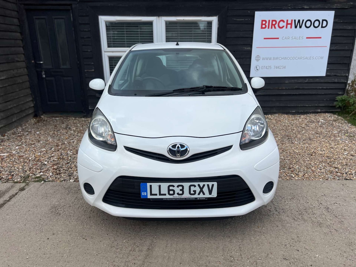 Used Toyota AYGO 2014 for sale - 76601362: Photo 2