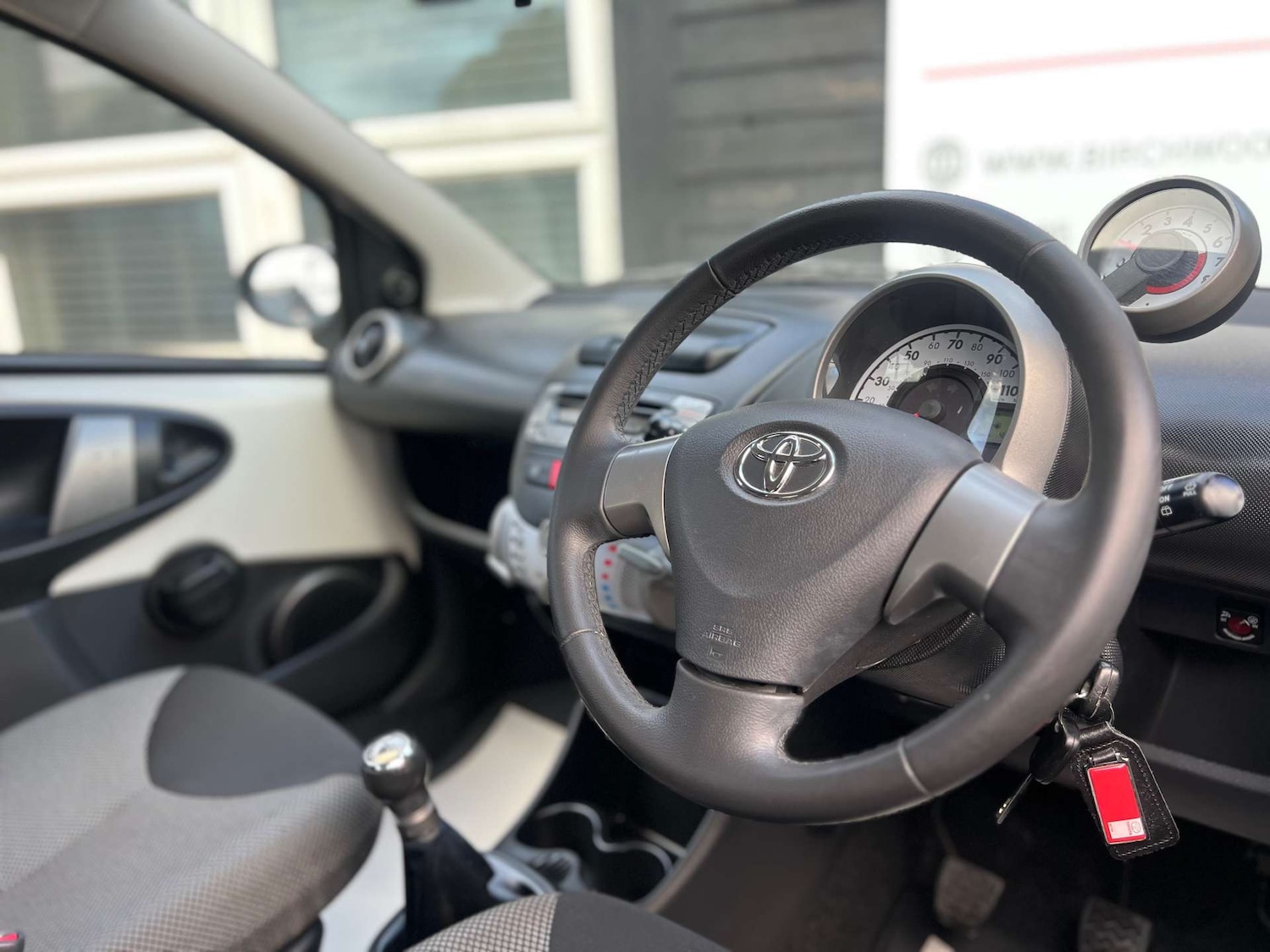 Used Toyota AYGO 2014 for sale - 76601362: Photo 21